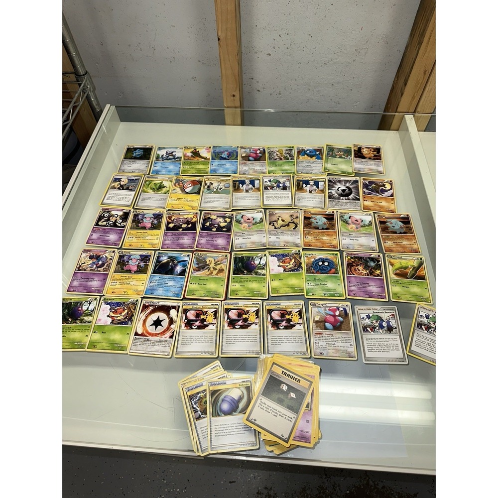 Huge mid era and vintage pokemon 110 cards lot lp-damaged